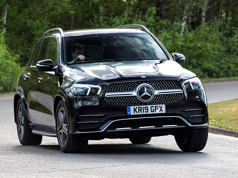 شاهد...تألق مرسيدس GLE في فيلم جيمس بوند الجديد